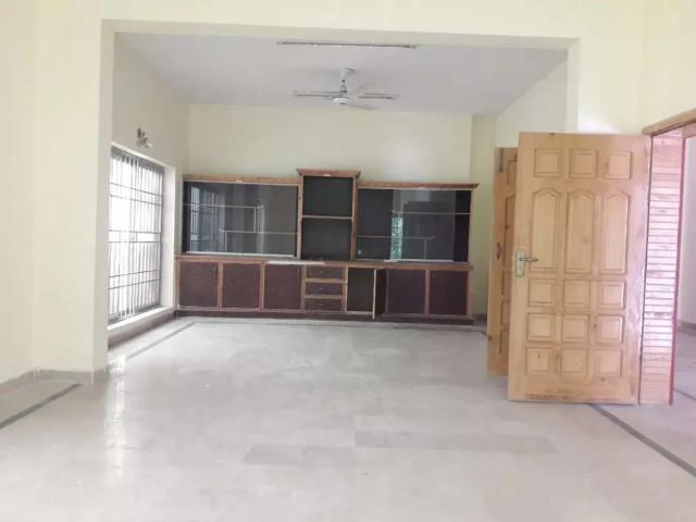 Upper portion for rent Rawalpindi Bahria Town Rawalpindi ID 03037