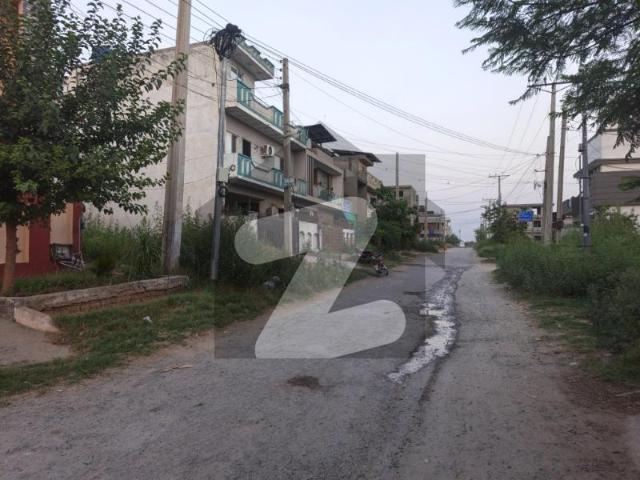 Upper Portion For Rent 4 bedroom In I 14/4