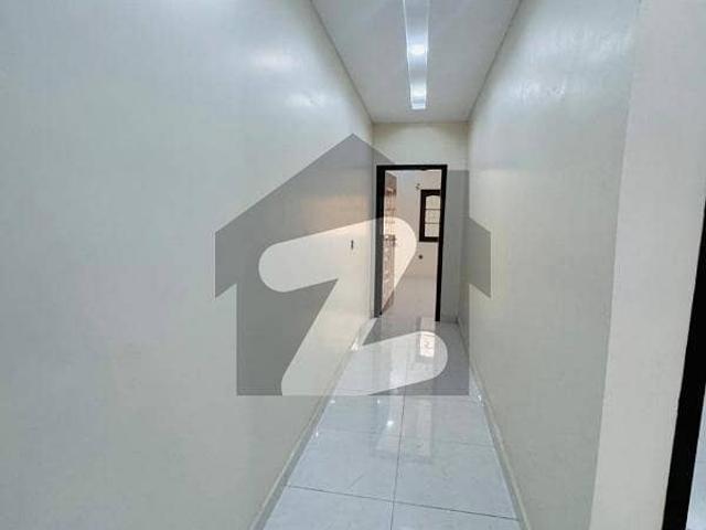 Upper portion for sale at main PECHS block 2