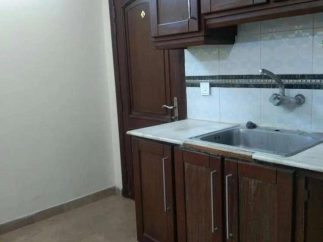 Upper Portion In DHA Defence Sized 1 Kanal Is Available Lahore DHA Phase 5 ID 31997