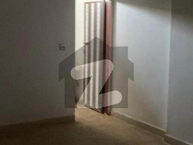Upper Portion 5 Marla For Rent In Shalimar Colony Multan