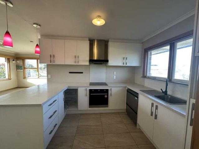 upper riccarton, 3 bedrooms