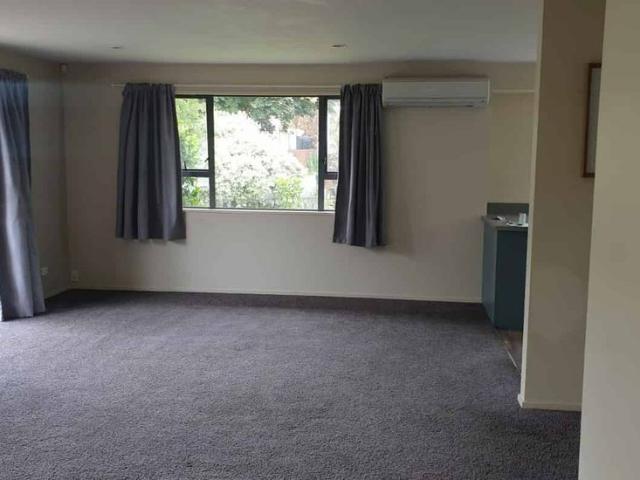 UPPER RICCARTON 5 BEDROOM, 2 BATHROOM