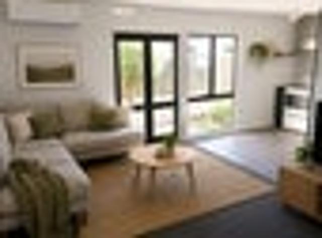 Upper Riccarton, 5 bedrooms, $950 pw