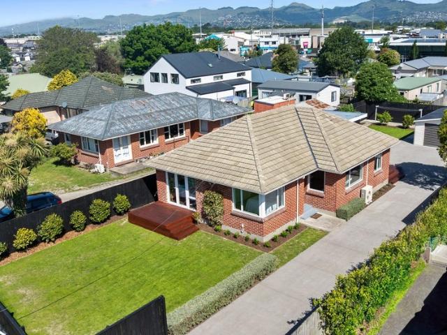 upper riccarton, 5 bedrooms