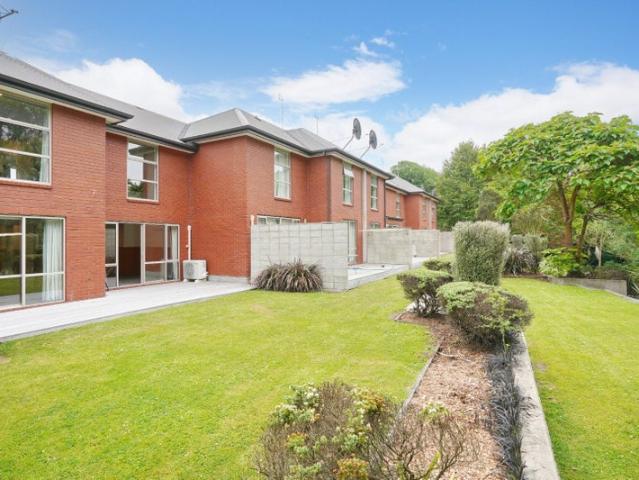 Upper Riccarton, 6+ bedrooms