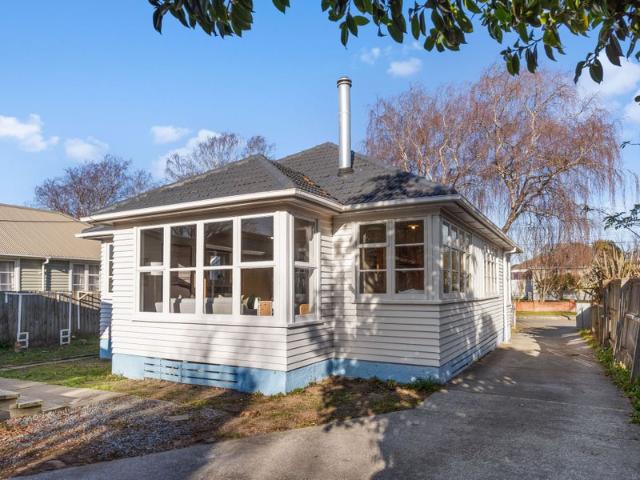 Upper Riccarton, 6+ bedrooms