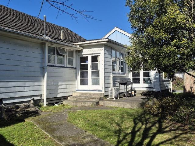 upper riccarton, 6+ bedrooms