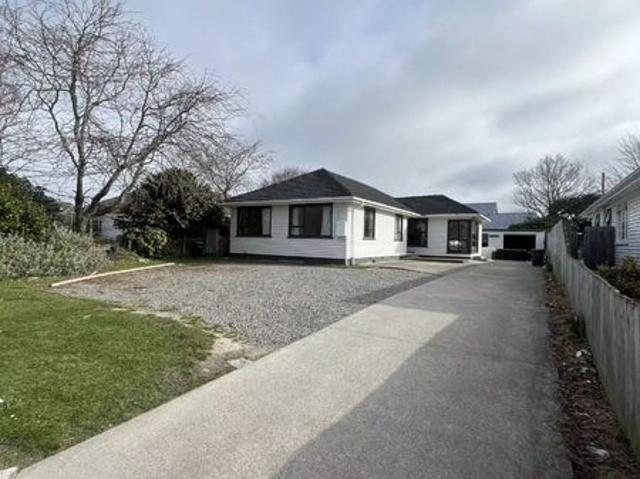 Upper Riccarton, 6+ bedrooms