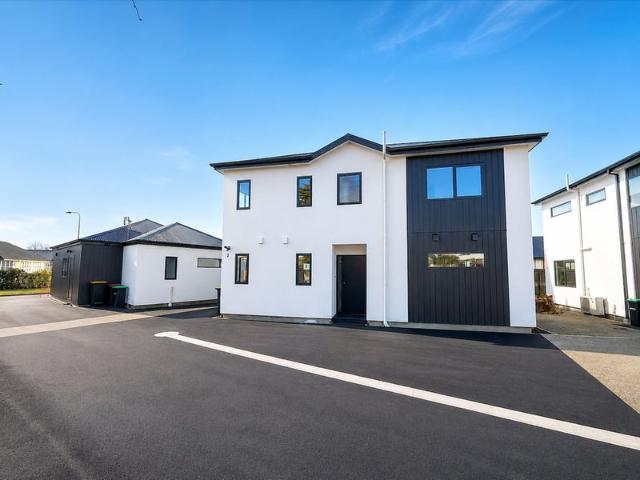 Upper Riccarton, 6+ bedrooms