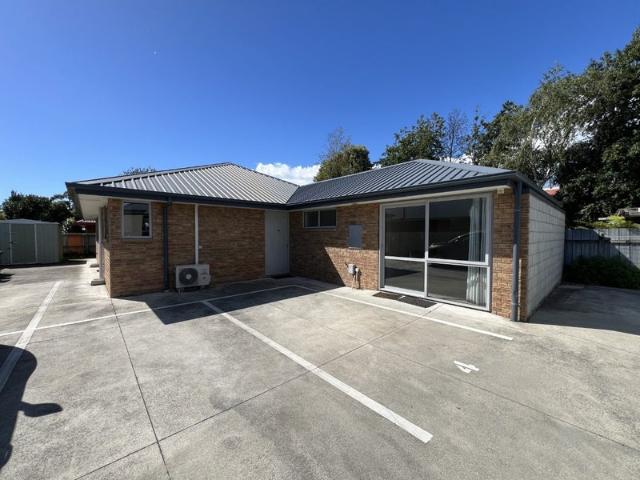 upper riccarton, 6+ bedrooms