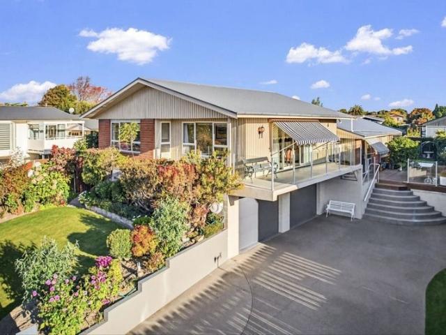 Upper Riccarton, 6+ bedrooms