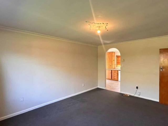UPPER RICCARTON STUDENT ACCOMODATION 2027 5 BEDROOMS, FULLY CONTAINED SLEEPOUT, 2 BATHROOMS