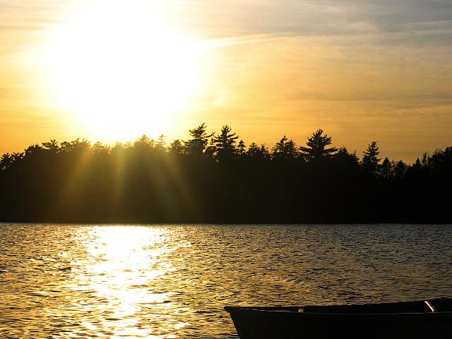 Upper Salters – Sunsets Over The Lake