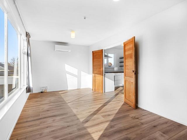 Upstairs 1 bedroom flat in St Albans