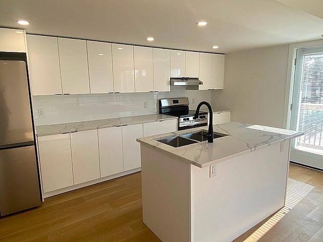 Upstairs Unit: 2 Bed, 1 Bath. $2400/month + Utilities