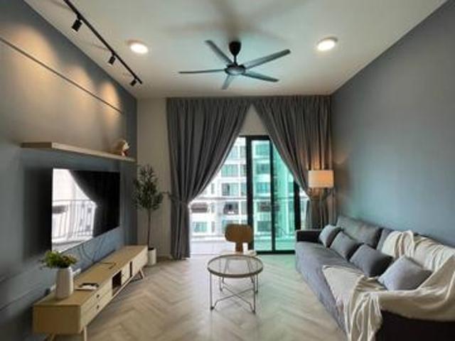 Upton Residence Corner Unit For RentArang Road Facing Mountain View
