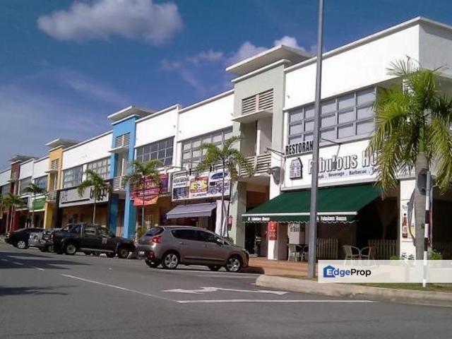 Uptown Avenue