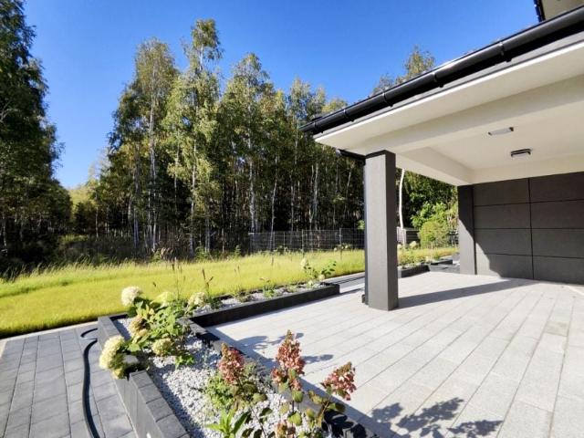 Urocza 277 m², Ciemne