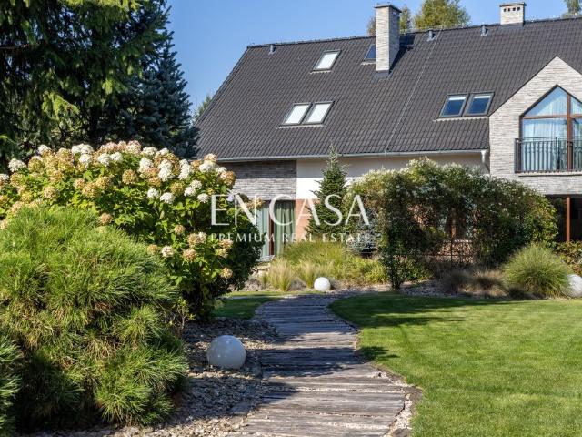 Urokliwa Villa Sielanka nad Mamrami z basenem i dochodowym biznesem