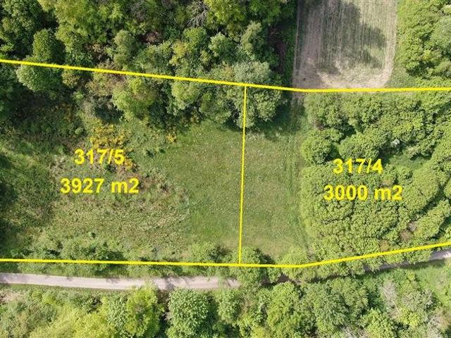 Urokliwa działka 3927 m² na obrzeżach Paprotów