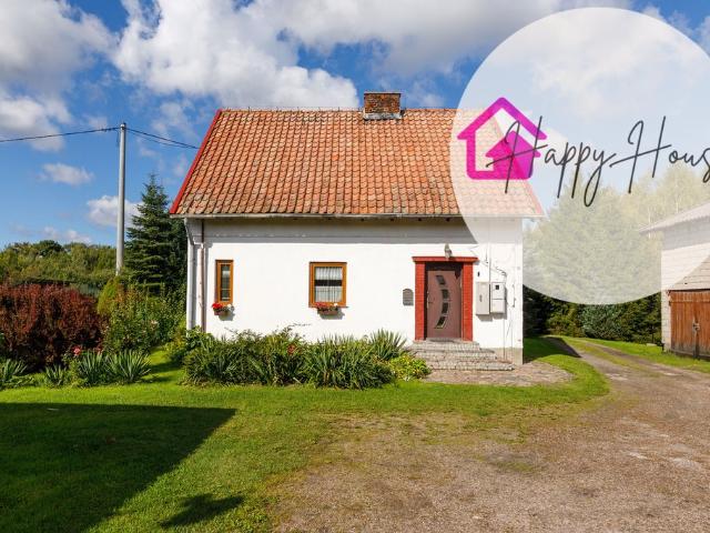Urokliwe siedlisko na Warmii z domem 72 m² i 4 ha lasów