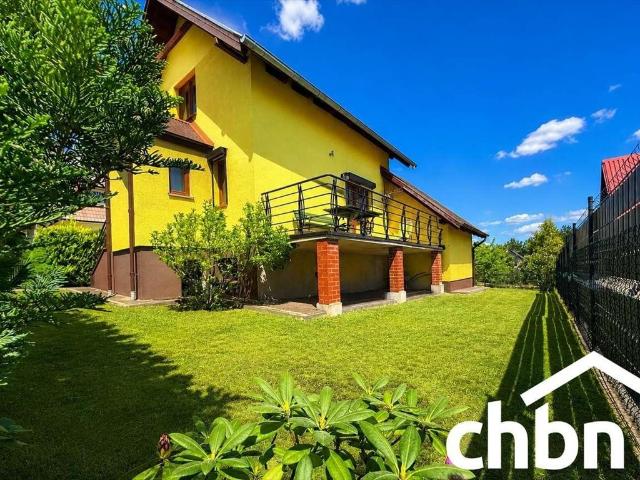 Do sprzedania urokliwy dom 119 m² z garażem i tarasem