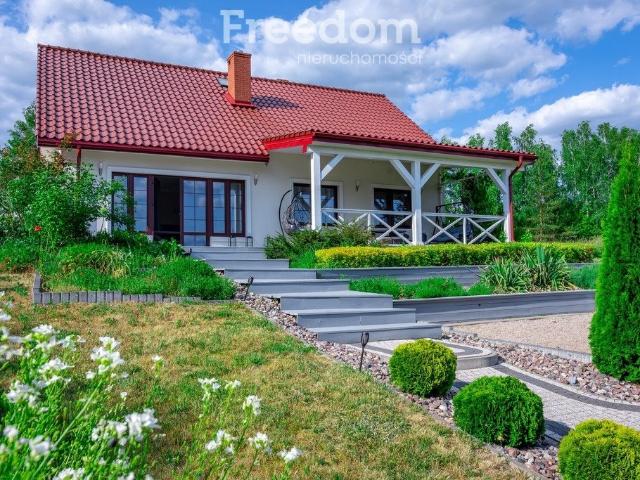 Urokliwy dom nad jeziorem Szymonek 166 m²