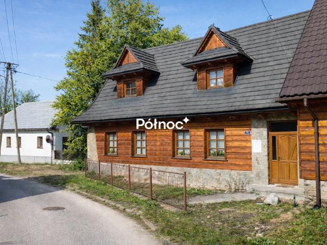 Urokliwy dom z kominkiem, tarasem i potokiem w Jurgowie