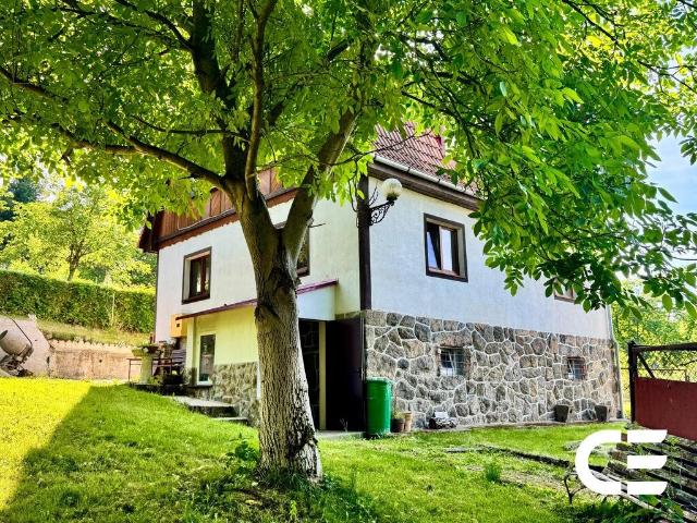 Urokliwy dom z potencjałem inwestycyjnym 260 m² w Świeradowie