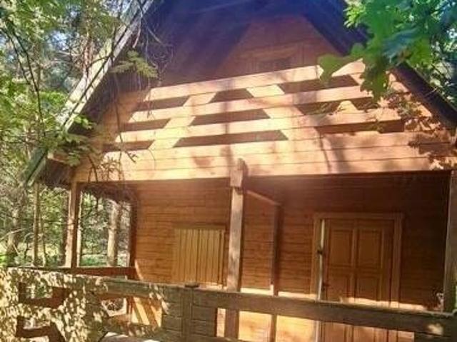Urokliwy drewniany dom 30 m² z działką 1463 m² w Przesławicach