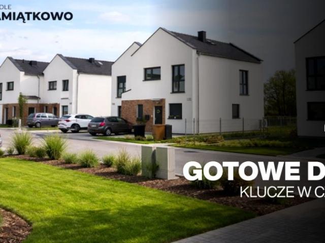 Żurawia 99,29 m², Pamiątkowo