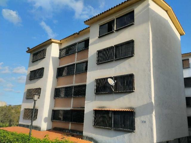 Urb La Quinta. Apartamento en venta Los Teques