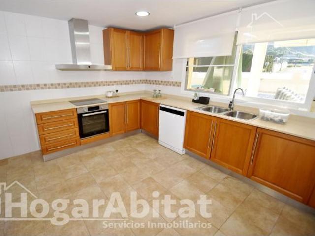 ¡URB VALL DUMBRÍ! CHALET ESPECTACULAR CON PISCINA PRIVADA, GARAJE Y PARCELA