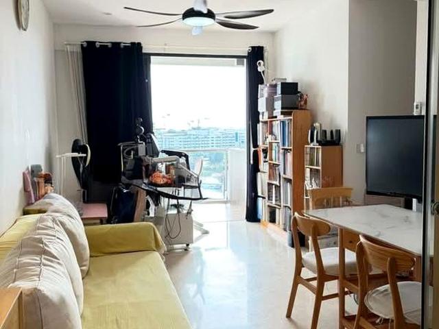 Urban Treasures D14, Condominium