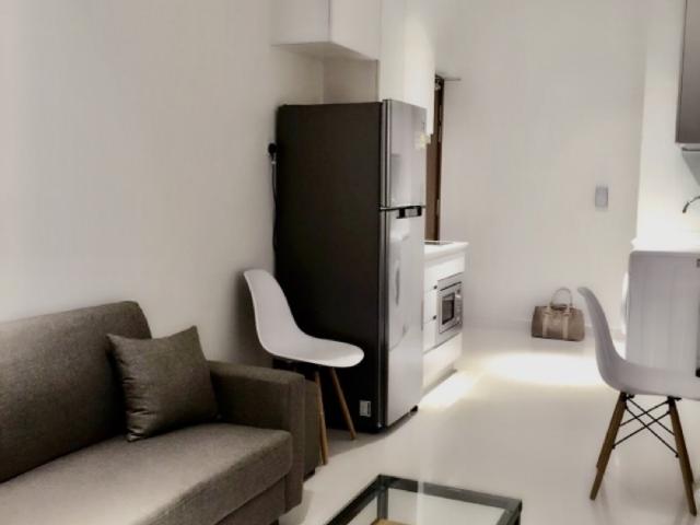 Urban Vista Condominium For Sale, $780,000, 1 Bed 1 Bath 441 sqft $1,769.00 psf