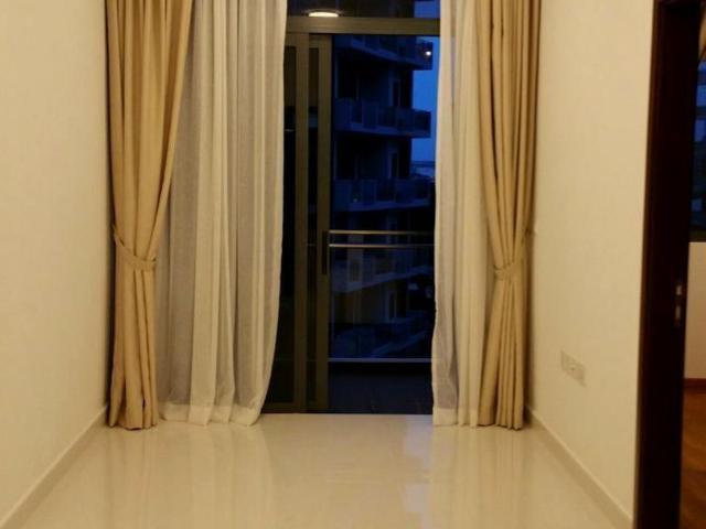 Urban Vista D16, Condominium
