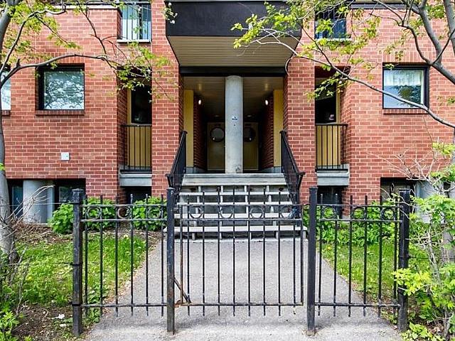 Urban Downtown Stacked Condo For Sale