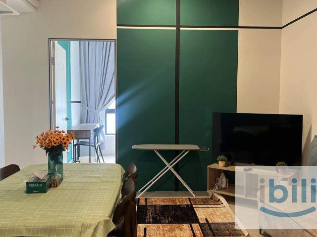 Urban Living Starts Here | MRT Putra Permai | Master Room Available @ Meta Residence