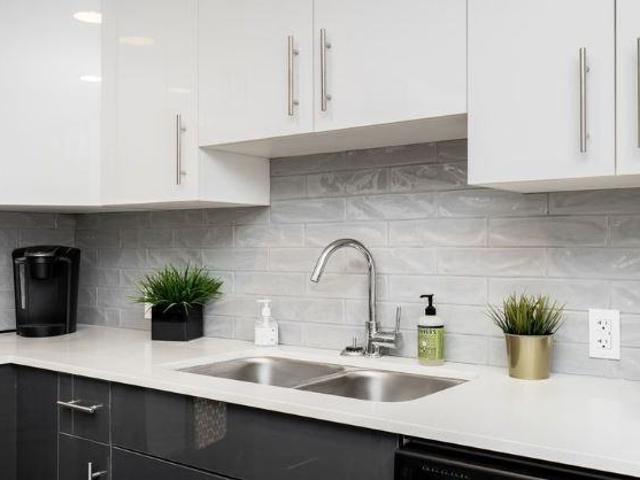 Urban Square 1 Bedroom Apartment for Rent at 230 Good St, Winnipeg, MB R3C 1C3 West Broadway