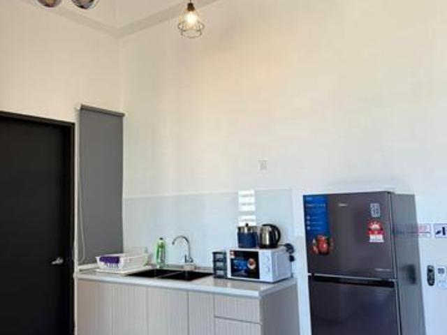 Urban Suites Service Residence Seaview Cityview