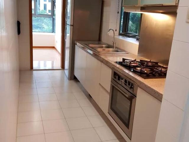 Urbana D9, Condominium