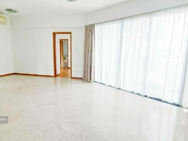 Urbana D9, Condominium