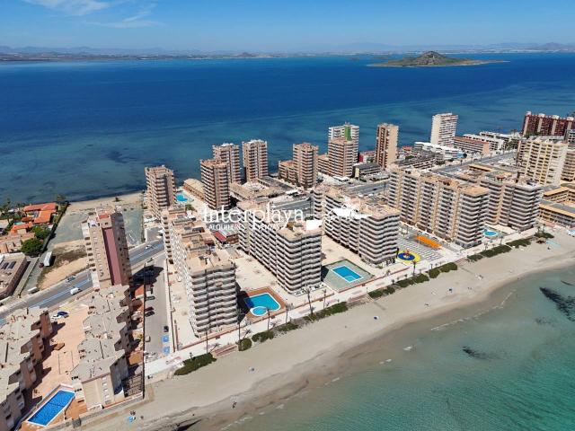 Urbanización en primera línea del Mar Menor