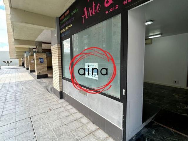 Urbanización Zizur: Venta de Local comercial en Santa Cruz de Ardoi Última Plaza