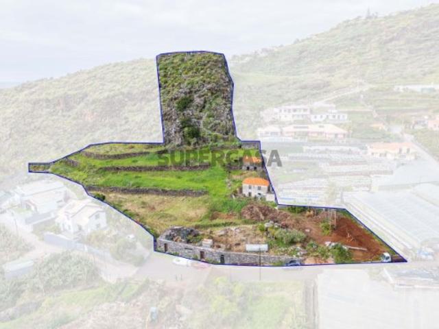 Terreno em Tabua