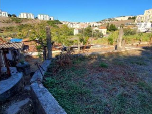 Urbanizável em Ramada e Caneças