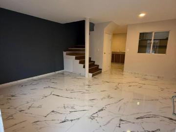 URBI QUINTA MONTECARLO BONITA CASA REMODELADA CERCA DE PLAZA SAN MIGUEL