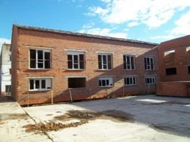 Urbis te ofrece un edificio en construcción en venta en Ciudad Rodrigo, Salamanca