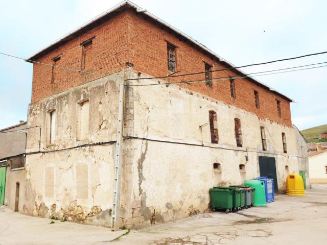 Urbis te ofrece un edificio en venta en Matilla de los Caños, Salamanca